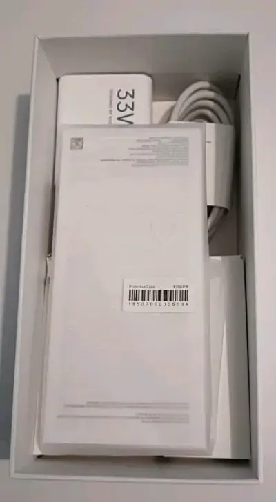 Smartphone Xiaomi Redmi 15 con boleta - miniatura 5