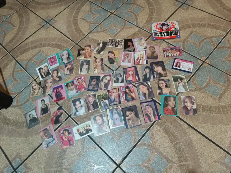 Pcs girls group varios - 4