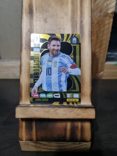 Tarjeta coleccionable Panini de Messi edición d - miniatura 1