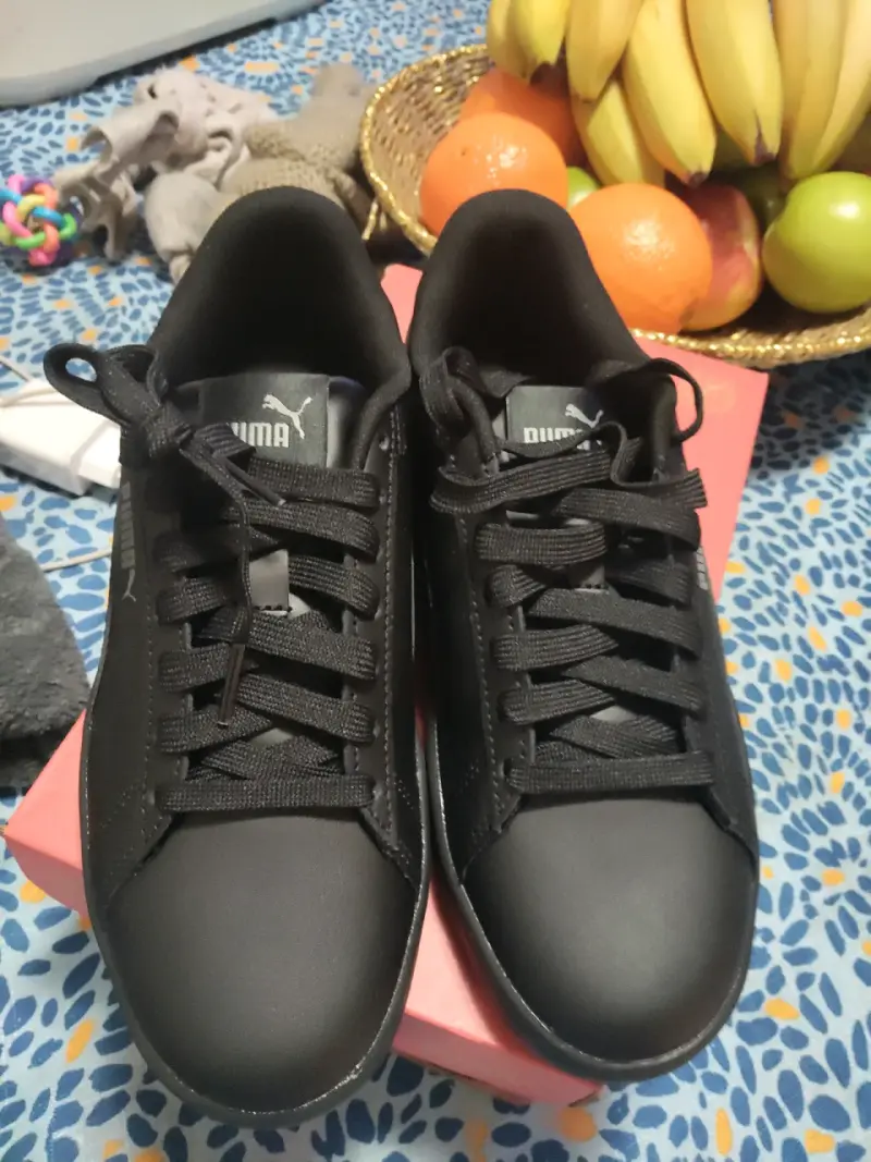 Zapatillas negras Puma para mujer - 1