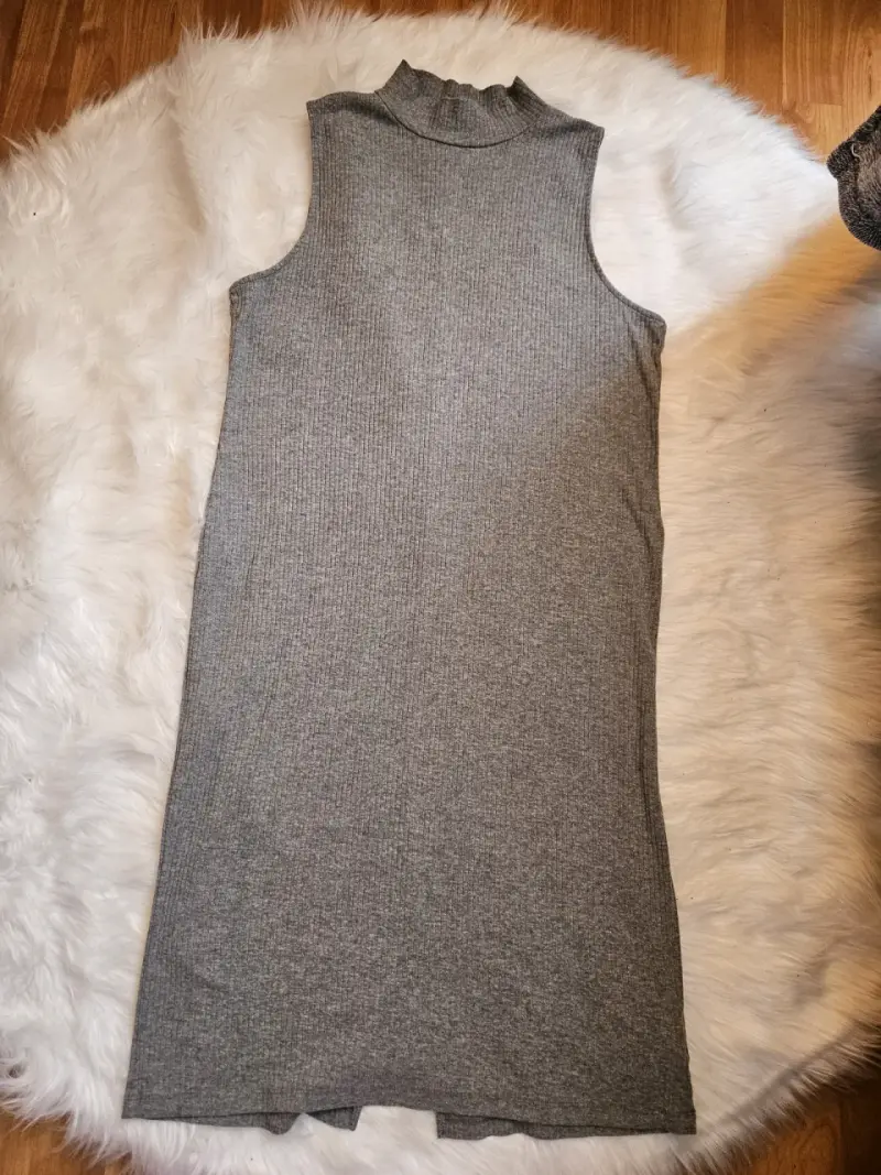 Vestido sin mangas gris H&M talla L - 1