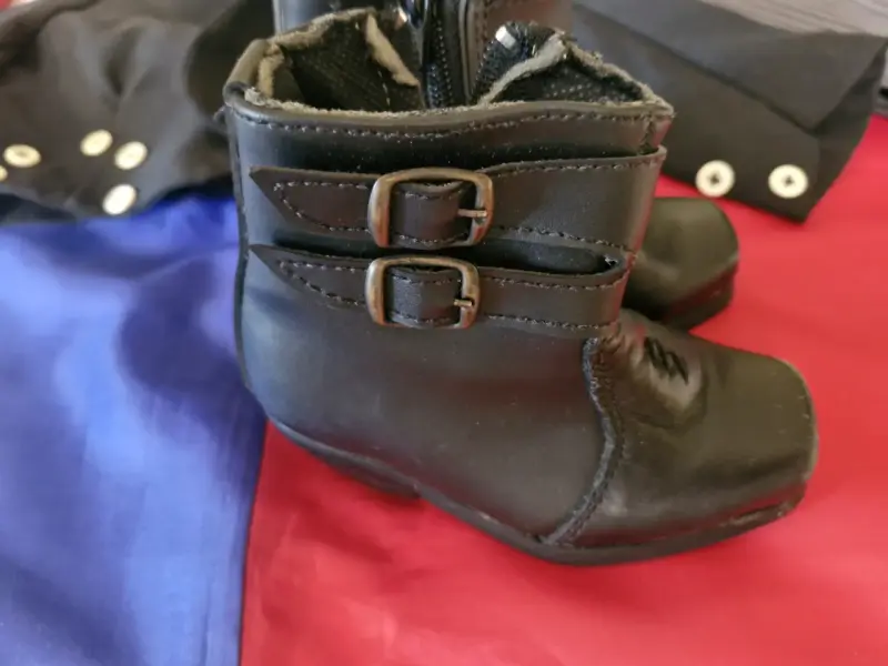 Traje de Huaso Chileno para Niño con Botines - 3