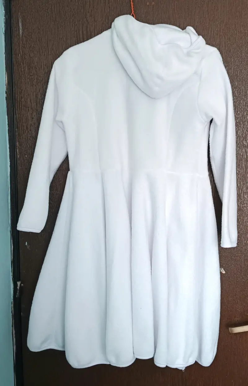 Abrigo blanco para cueca talla 12 - 2