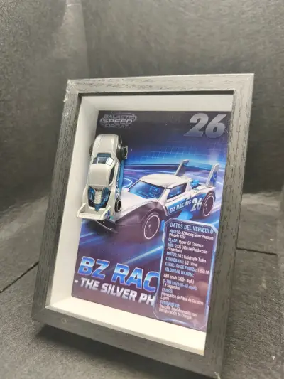 Modelo de Auto BZ Racing Silver Phantom en Marco - miniatura 4