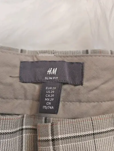 Pantalones de vestir a cuadros beige - miniatura 5