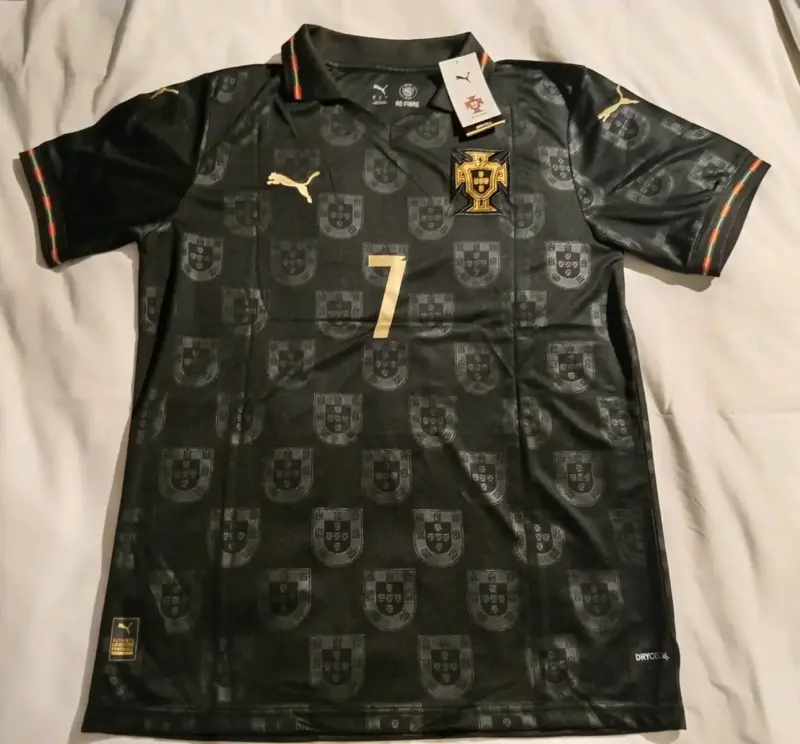 Camiseta Portugal Negra Puma Ronaldo 7 - 1