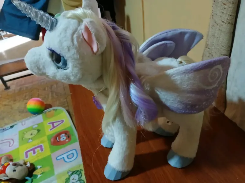 Unicornio de Peluche Interactivo con Movimientos - 2