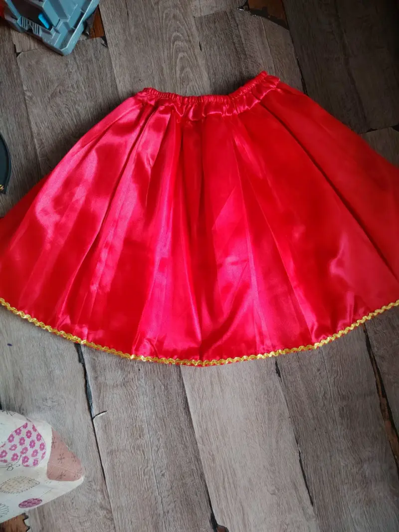 Traje de Danza Folclórica Negra y Morada - 6