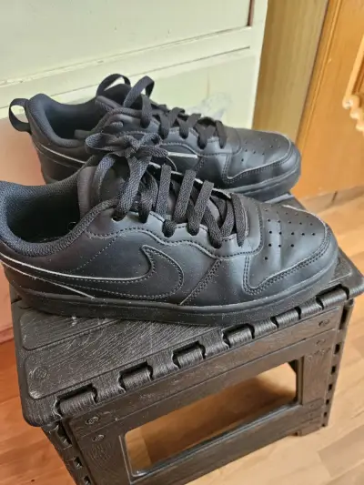 Zapatillas deportivas negras Nike unisex - miniatura 1