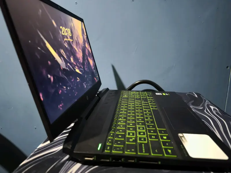 Notebook Gamer HP Pavilion 15-dk1xxx | i5-10300H | - 5