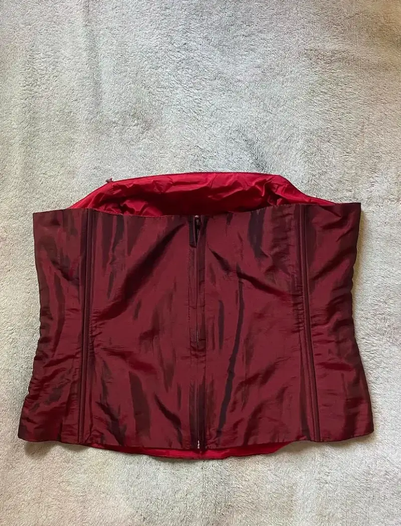 Bustier rojo burdeos elegante para mujer - 2