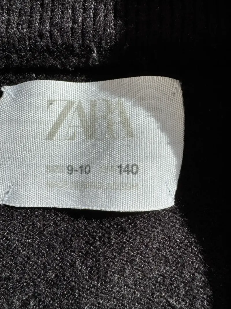 Chaleco sin mangas negro para niña Zara - 2
