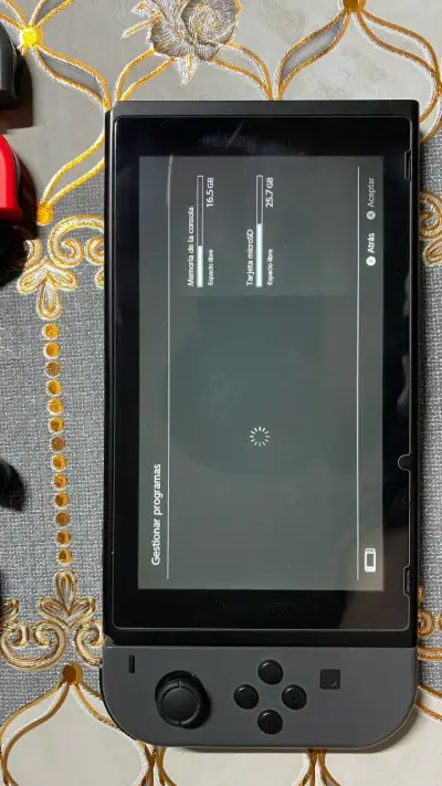 Nintendo Switch con juegos y accesorios - miniatura 6