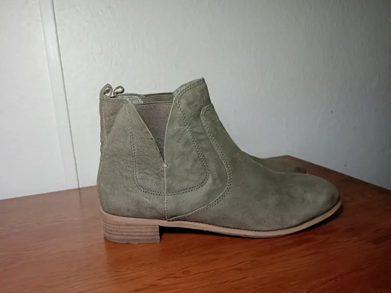 Botines de gamuza verde oliva para mujer - 3