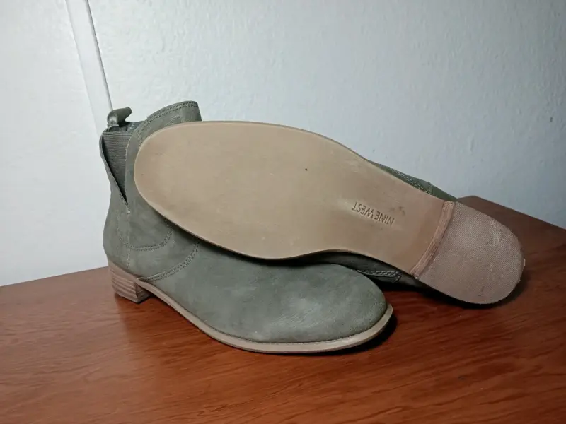 Botines de gamuza verde oliva para mujer - 5