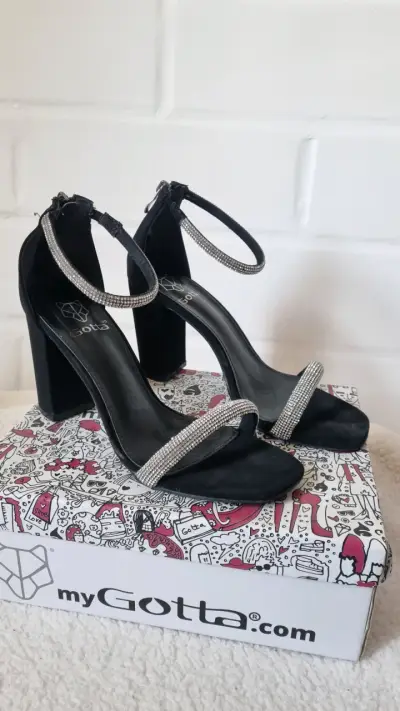 Sandalias de Tacón Alto Negras con Brillo Gotta - miniatura 1