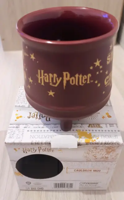 Taza caldero Harry Potter con diseño de hechizos - miniatura 1