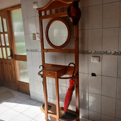 Perchero paraguero de madera con espejo y cajón - miniatura 3