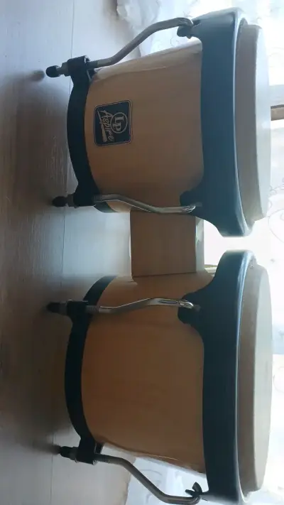 Bongos de madera marca LP en buen estado - miniatura 2