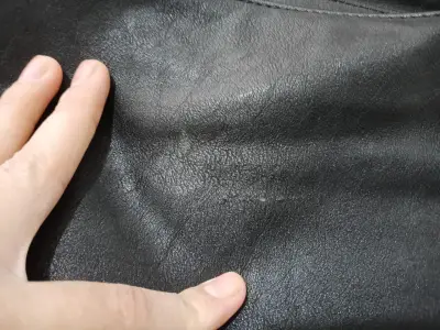 Maletín de cuero negro Rocha con correa ajustable - miniatura 6