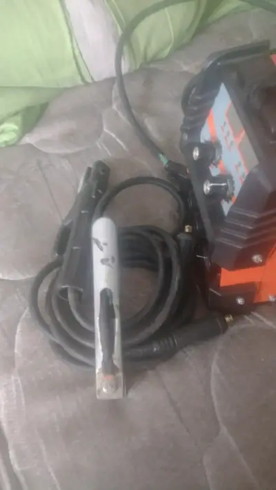 Soldadora MIG/MMA/TIG LIFT-325 portátil - miniatura 4
