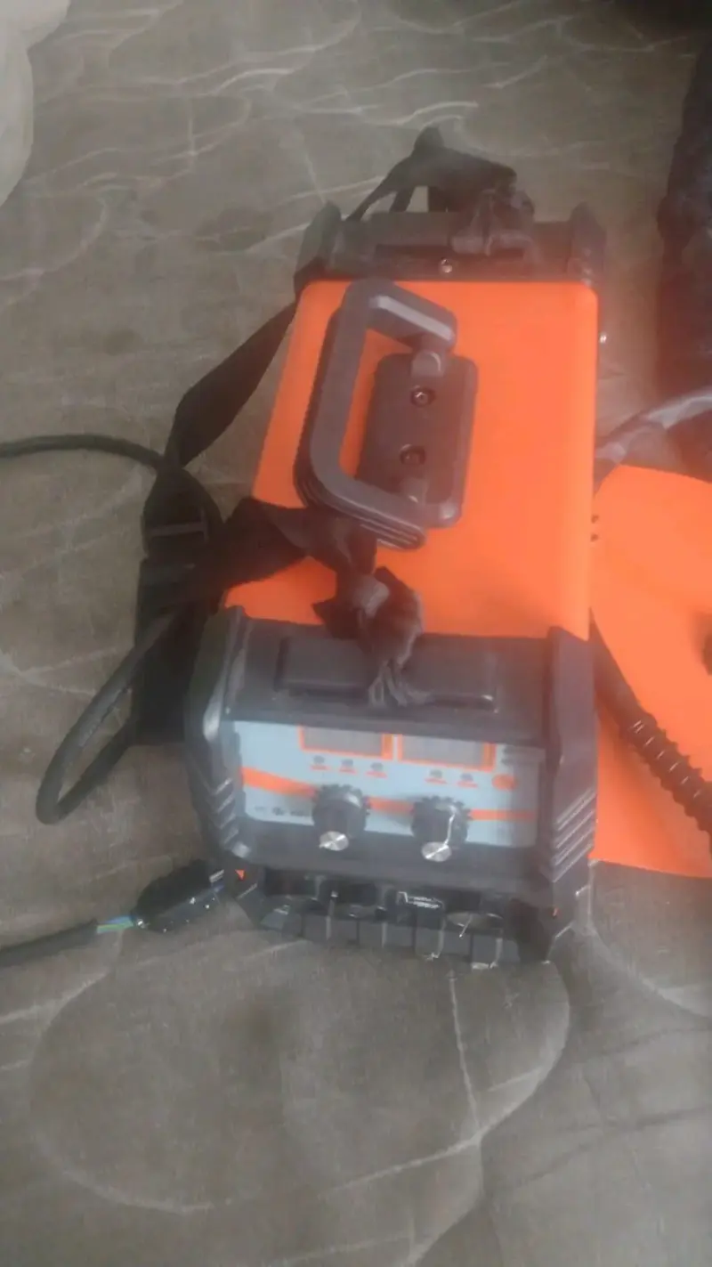 Soldadora MIG/MMA/TIG LIFT-325 portátil - 5