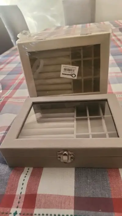 Caja organizadora de joyas con tapa de vidrio - miniatura 2