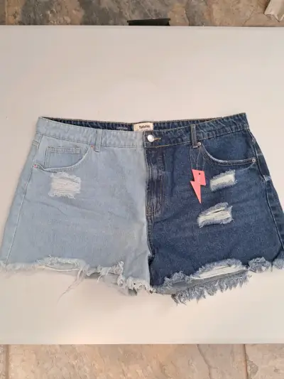 Shorts de mezclilla bicolor NUEVOS Sybilla t.48 - miniatura 2