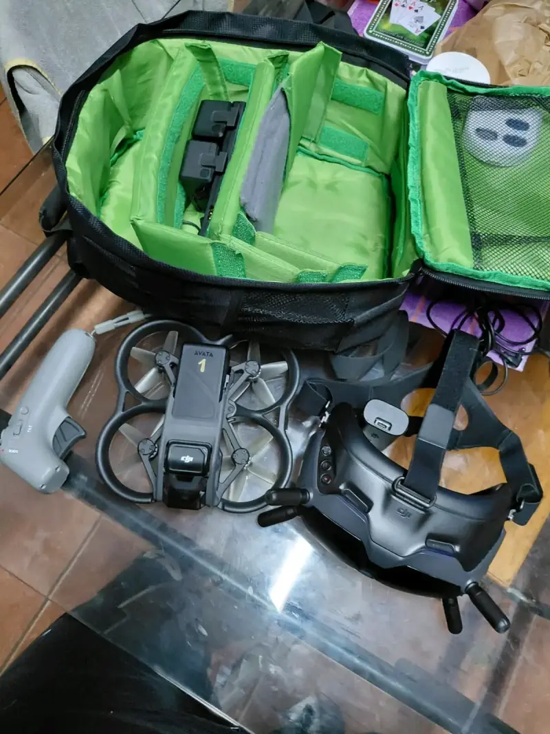 Drone DJI Avata con Gafas FPV y Control - 2