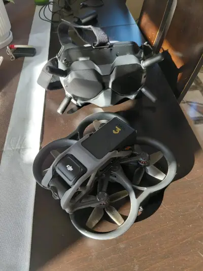 Drone DJI Avata con Gafas FPV y Control - miniatura 3