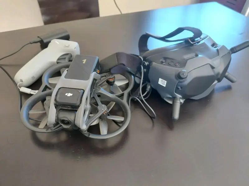 Drone DJI Avata con Gafas FPV y Control - 4