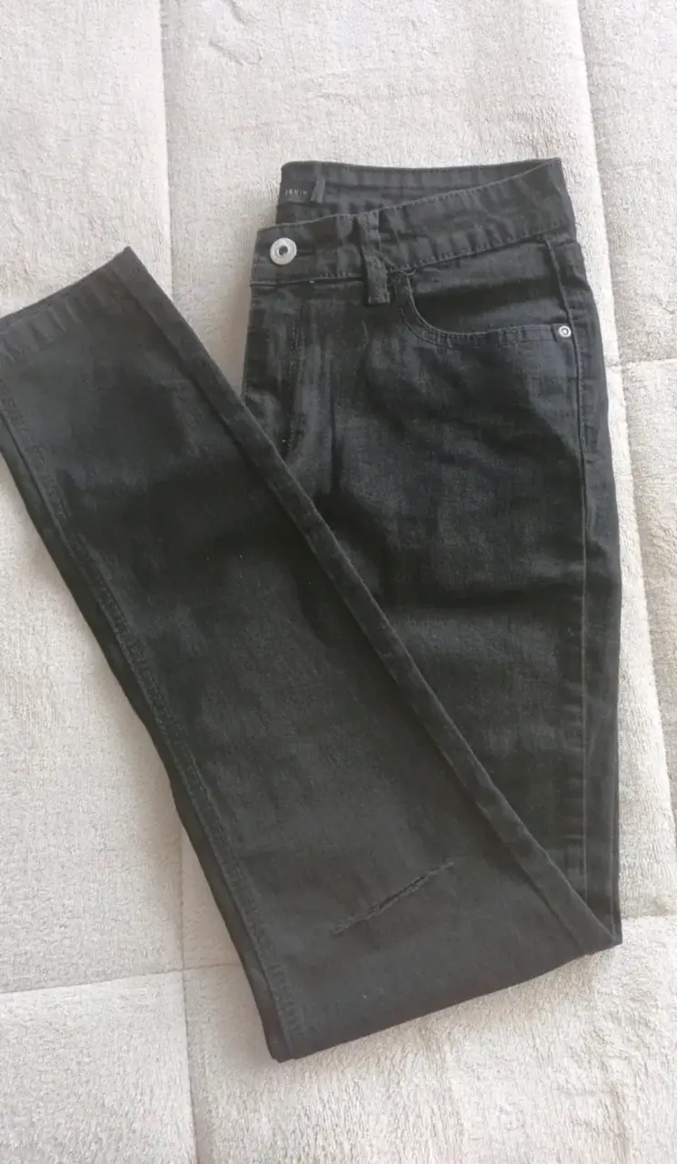 Jeans negros Issimo Denim con desgaste - 2