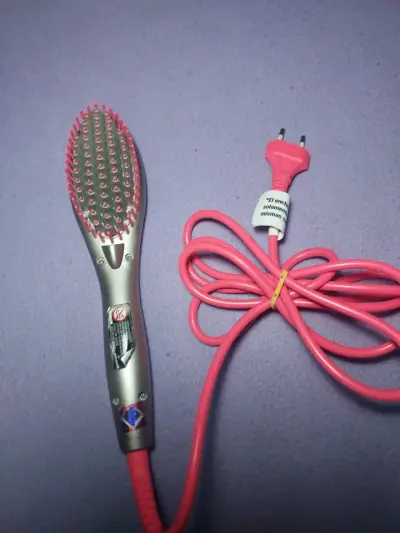 Cepillo alisador eléctrico rosa - miniatura 1