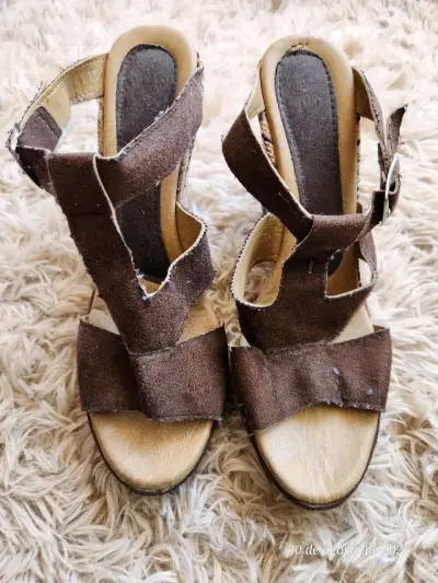 Sandalias de Cuña Marrón para Mujer - miniatura 1