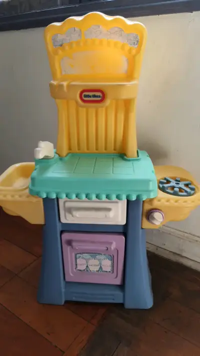 Cocina de juguete Little Tikes para niños - miniatura 1