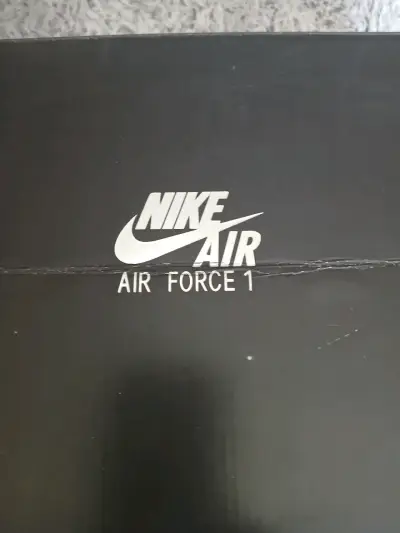 Zapatillas Nike Air Force 1 Vintage Blancas y Rojas - miniatura 4