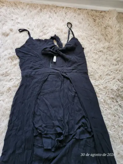Vestido largo negro con tirantes - miniatura 2
