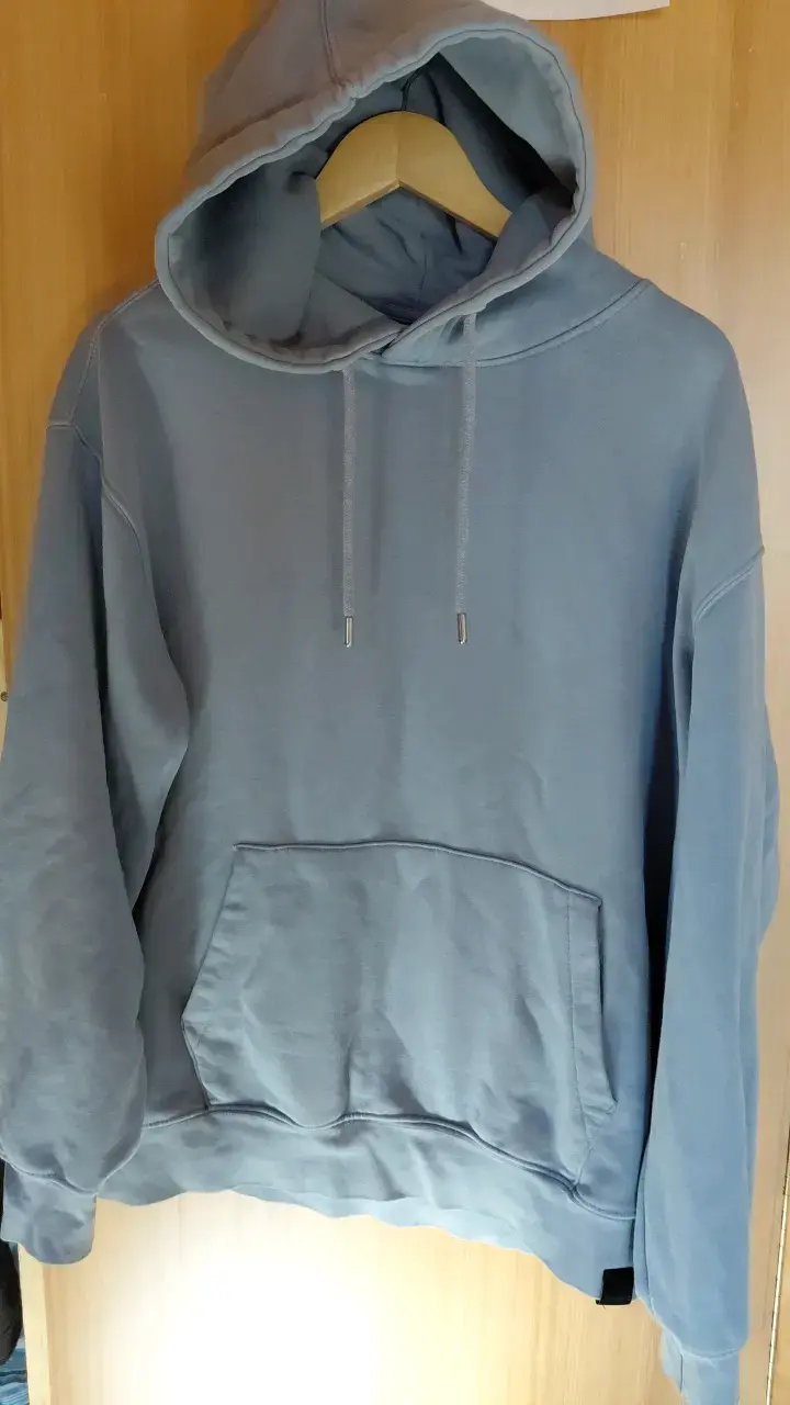 Polerón con capucha azul Pull&Bear talla L - 1