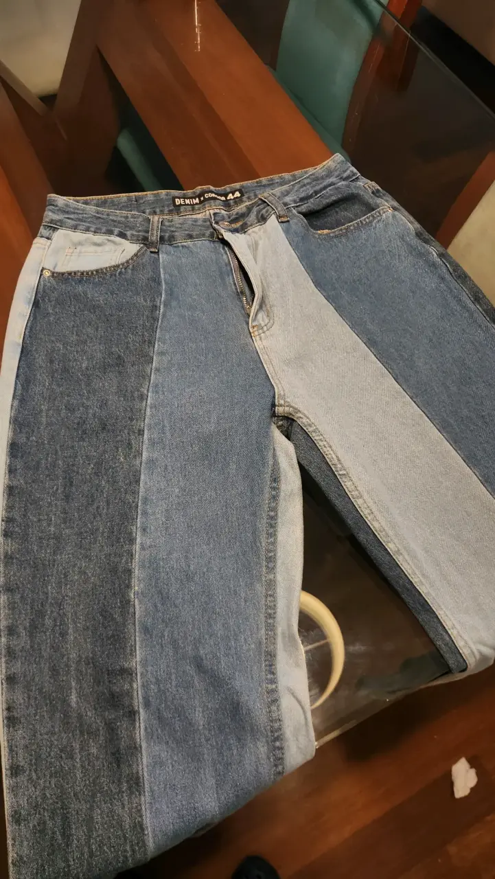 Jeans de mezclilla bicolor mujer