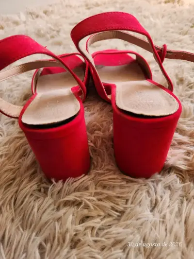 Sandalias de tacón rojo para mujer - miniatura 3