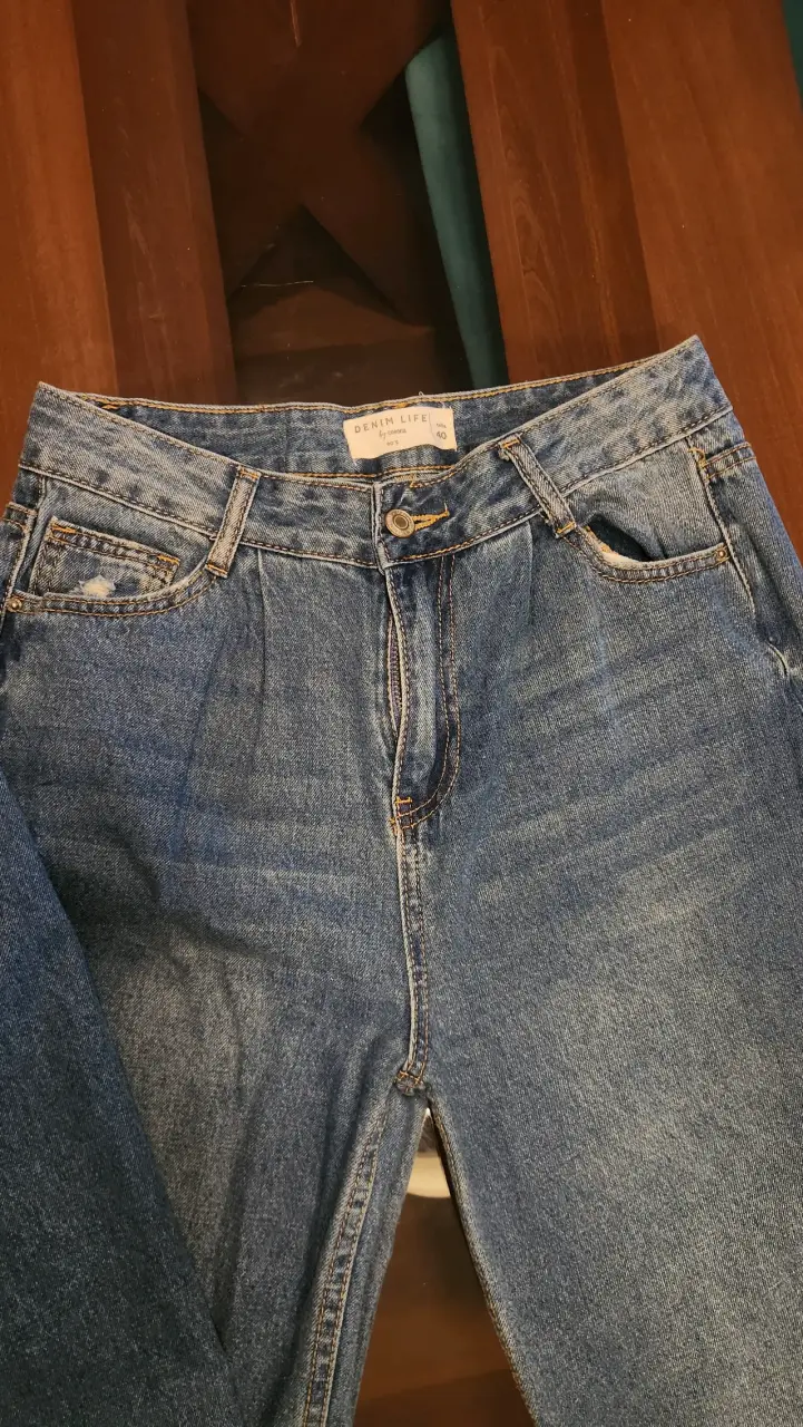 Jeans de mezclilla rasgados para mujer - 3