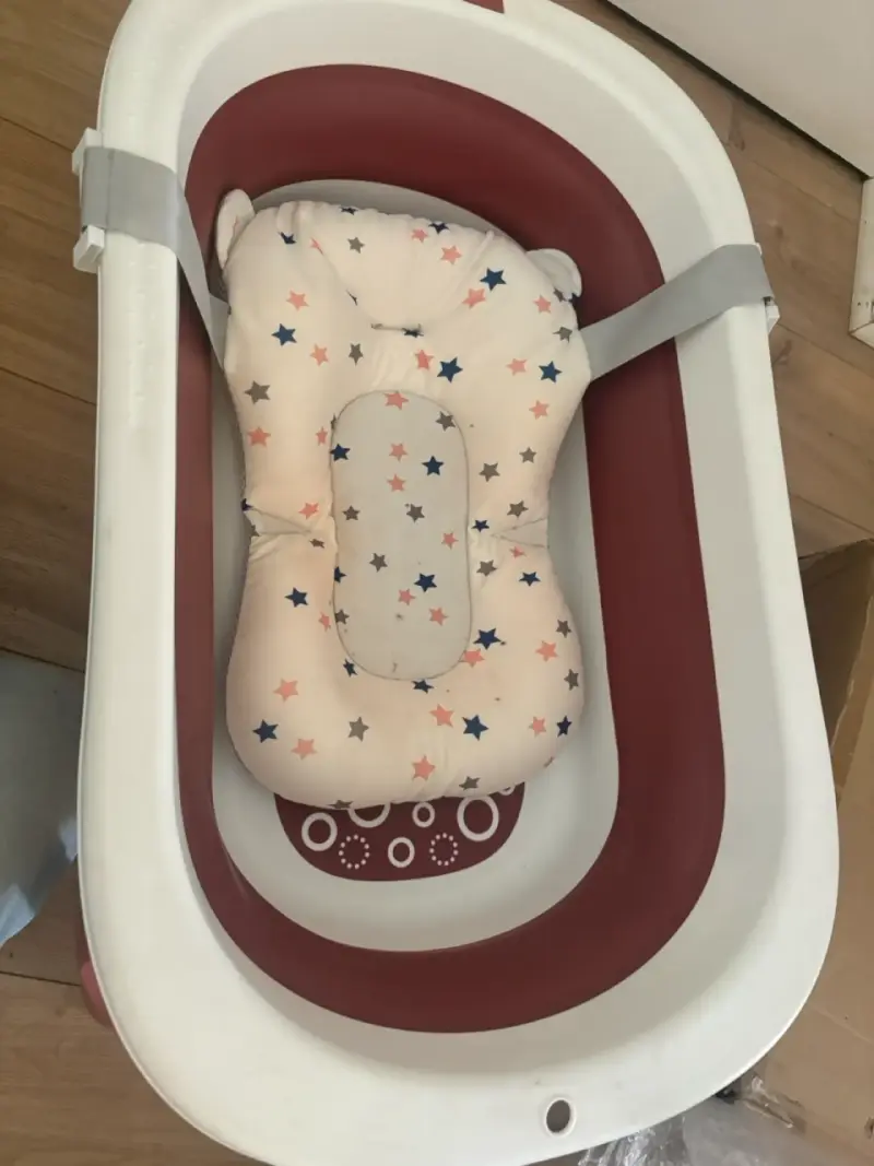 Tina de baño plegable para bebé con cojín de estrellas - 4