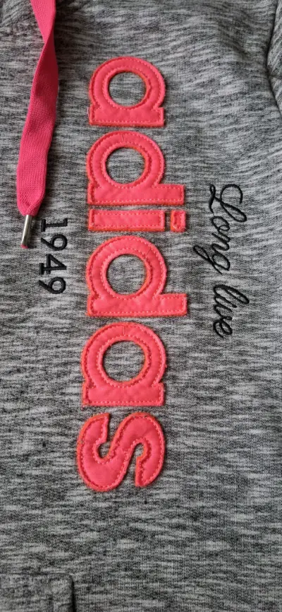 Polerón con capucha gris Adidas para mujer - miniatura 2