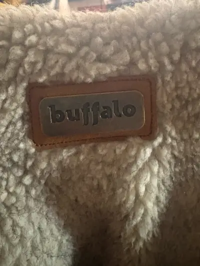Chaqueta de lana con capucha Buffalo reversible - miniatura 2