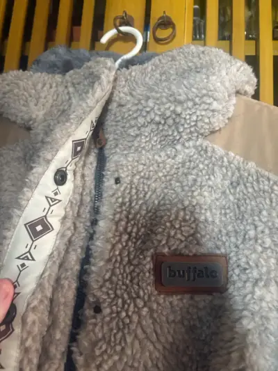 Chaqueta de lana con capucha Buffalo reversible - miniatura 4