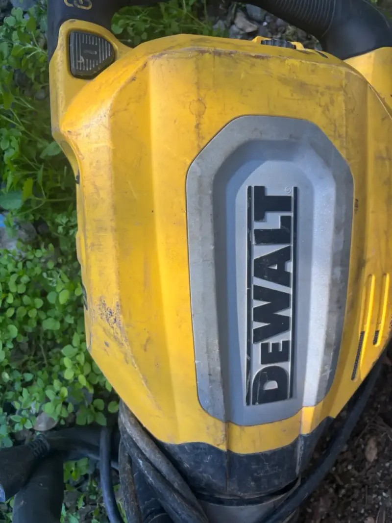 Martillo demoledor DeWalt D25911-B2 1700W - 2