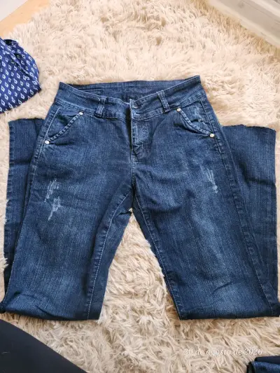 Lote de jeans para mujer en varios colores - miniatura 2
