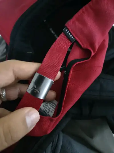Gorra roja Jordan con logo Jumpman - miniatura 5