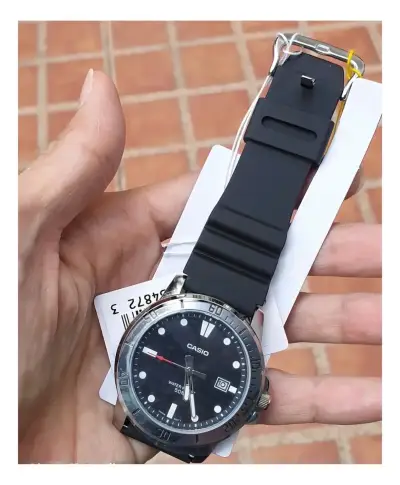 Reloj Casio resistente al agua 50M - miniatura 4