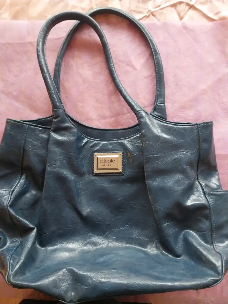 Bolso Nicole Miller azul con diseño interior - 1